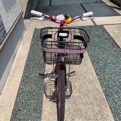 🚺女の子用自転車です‼️22インチになります‼️綺麗ですよ‼️の画像