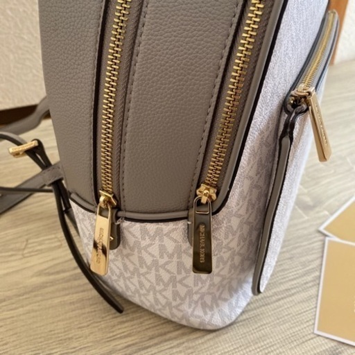 MICHAEL KORS マイケルコース　バックパック　アディナ　リュック