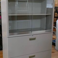 事務機 オフィス用 上下書庫 ガラス扉引き違い スチール 