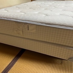 【大塚家具】セミダブルベッドの画像