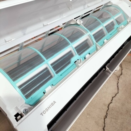 東芝　エアコン　RAS-2210TS　6畳用　2021年製●E052G009