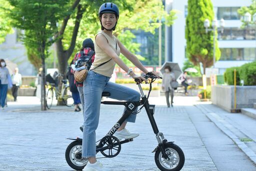 新品!! 折り畳み 電動アシスト自転車 自転車 電動自転車 公道走行可能 軽量 ブラック 本州限定