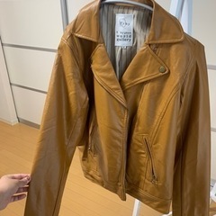 革っぽいジャンパー