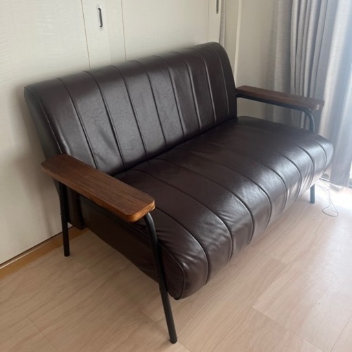 ニトリ: 傷・汚れに強い合成皮革 2人用ソファ