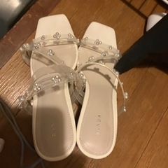 高ヒールサンダル