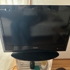 東芝　REGZA 液晶テレビ
