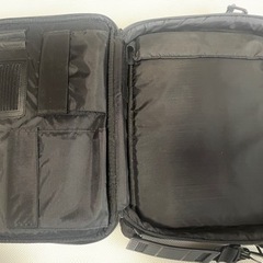 ショルダー　パソコン　バッグ　ブラック　通勤　書類　精密機器の画像