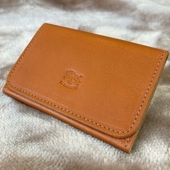 IL BISONTEイルビゾンテ 名刺入れ　カードケース　レディ...
