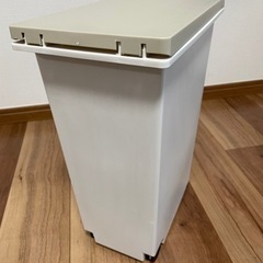 アスベル ゴミ箱 15ℓ タイヤつきの画像