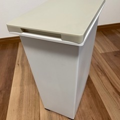 アスベル ゴミ箱 15ℓ タイヤつきの画像