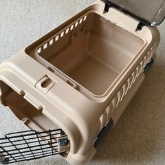 Richell リッチェル　美品ペットキャリーケース　キャリーバック　どちらか1点　の画像