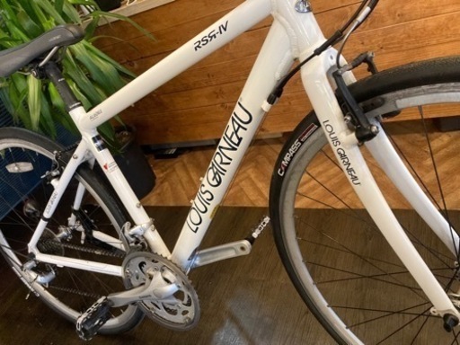 【前後タイヤ・チューブ新品！LOUIS GARNEAU RSRｰIV】アルミフレーム　2×8速　700×28cクロスバイク　ホワイト