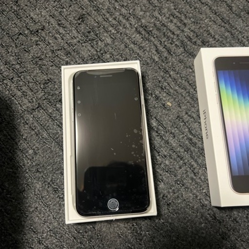 iPhone SE3 SIMフリー