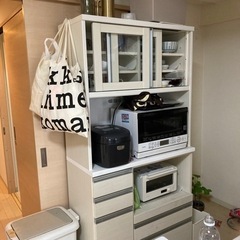 美品　食器棚0円であげます　ナフコの40000円のやつ