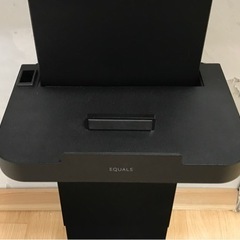 ハイセンス 40型液晶テレビ+EQUALS 壁寄せテレビスタンドの画像