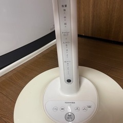 断捨離！東芝　扇風機　2013年製　F-LR5 首振り角度調整有りの画像