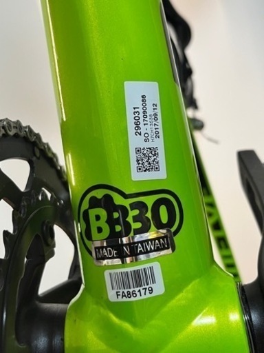 キャノンデール CANNONDALE CAAD12  2017年モデル アルミロードバイク 48サイズ