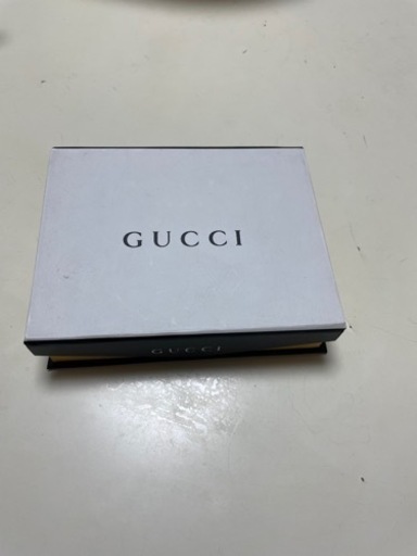 Gucci の財布