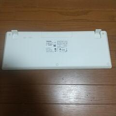 TOSHIBA ワイヤレスキーボードkg-1177の画像