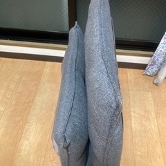 折りたためます　ニトリ　首リクライニング 座椅子　グレー　リクライニングチェアの画像