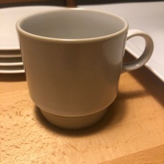 食器まとめ売りの画像