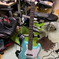 【取引中】4弦ベース