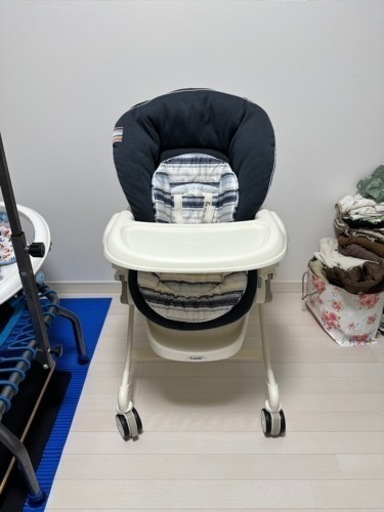 電動ハイローチェアCombiコンビネムリラ4キャスオートスウィング