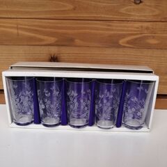 新品未使用　草花モチーフ　ガラスコップ　５個セット