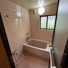 譲渡型貸家　勢和多気インター近く/大台町栃原駅歩17分/駐車場最大25台可/一戸建て/畑可/7DK＋バルコニー - 多気郡