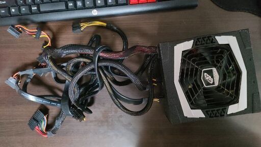 PC power supply パソコンの電源