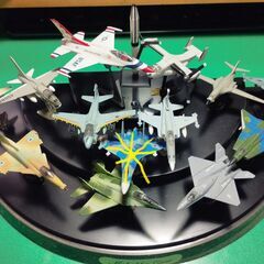 配達可 世界の戦闘機と色々　22個セットの画像