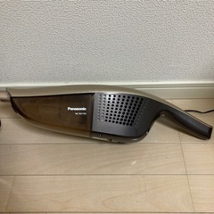 掃除機 Panasonic コードレス充電式 MC-BU110J-T 5/25までの画像