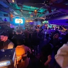 沖縄市Gate2  レストランバー　日払いバイトスタッフ募集❣️の画像