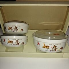 新品未使用　ふたあり小鉢３個セット　ネコ 猫 ねこ 蓋付きタッパー　蓋付き小鉢の画像