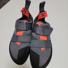 クライミングシューズ　ボルダリングシューズ