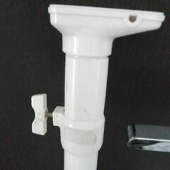 伸縮突っ張り棒 金属製の画像