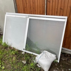 〚ご縁に感謝〛サッシ 引き戸 差し上げます