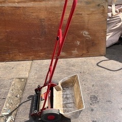 手動式芝刈機