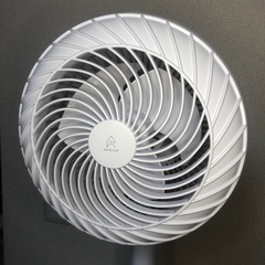 【美品】2021年製 EPEIOS サーキュレーター扇風機「HM702A」※リモコン欠品の画像