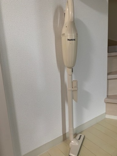 マキタ　コードレス掃除機