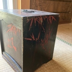 骨董品？！　古いお重🍱小物入れに使える！の画像