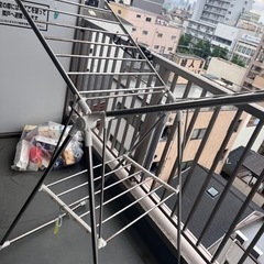 折りたたみ洗濯物干し