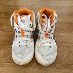 アシックス　バスケットシューズの画像