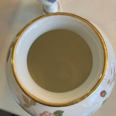 ウェッジウッド　花瓶　ワイルドストロベリー　他の画像