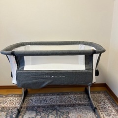 【取引中】コンパクトベビーベッド　新生児から生後5ヶ月(9kg)