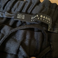 ZARA テーラード　黒パンツの画像