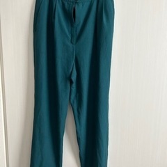 スラックス　グリーン