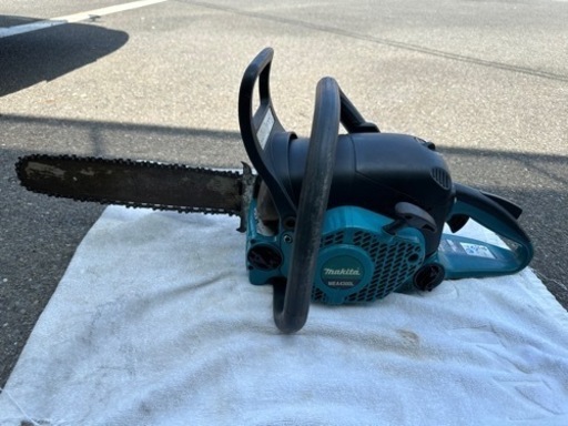 マキタ　エンジン式チェンソー　MEA4300L　リサイクルショップ宮崎屋佐土原店　23.12.4F