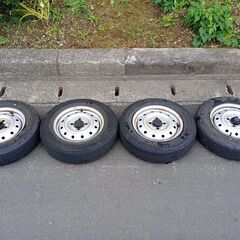 145 80 R13 スズキ純正　鉄ホイールとタイヤ