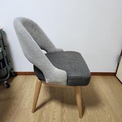 値下げ0円　100cm丸テーブル　回転椅子2脚の画像